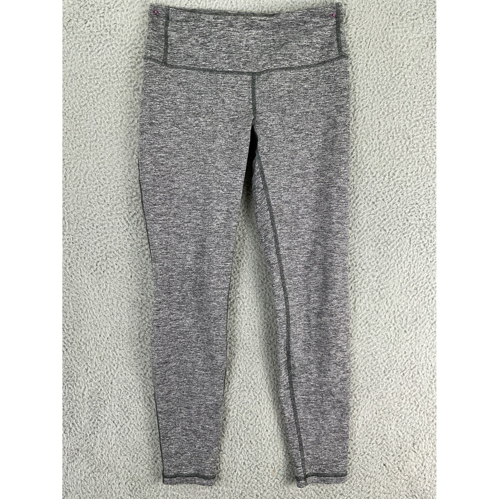 Patagonia Women's Centered Crop Mid Rise Heathered Gray Leggings‎ EUC Size Small
